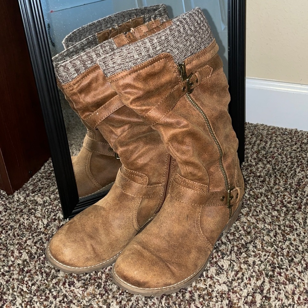 Boots size 5